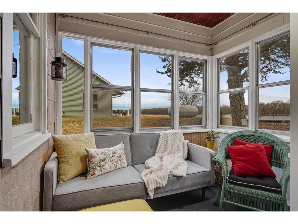 39 and 39-1/2 N Shore Drive Fountain City WI 54629 7010070 image18