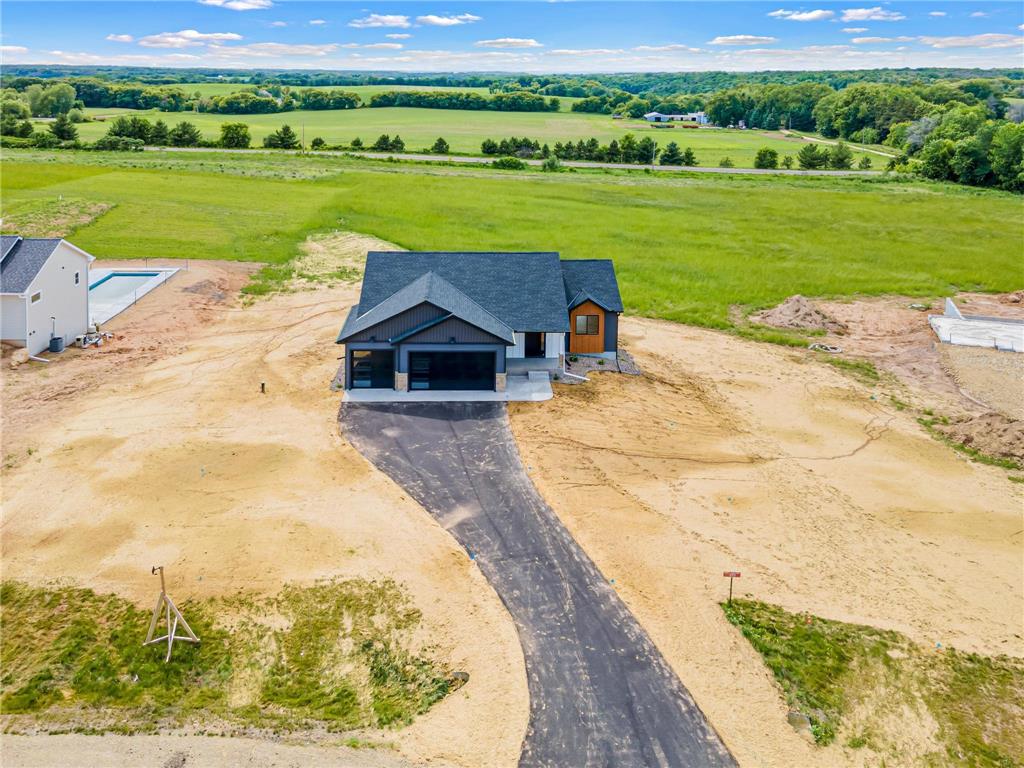 390 Candy Lane Kinnickinnic Twp WI 54022 7097464 image3