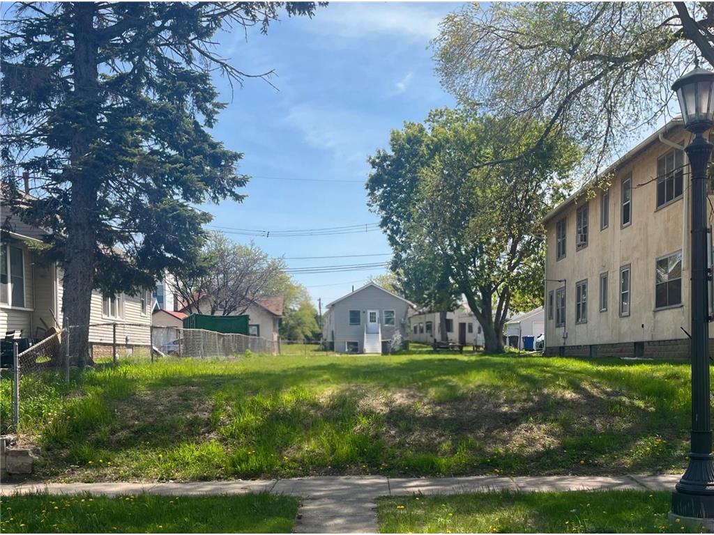 390 Fry Street Saint Paul MN 55104 7075218 image1