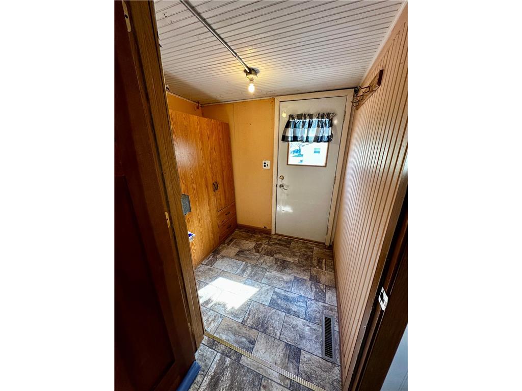 390 N Broadway Street Vesta MN 56292 7067544 image17