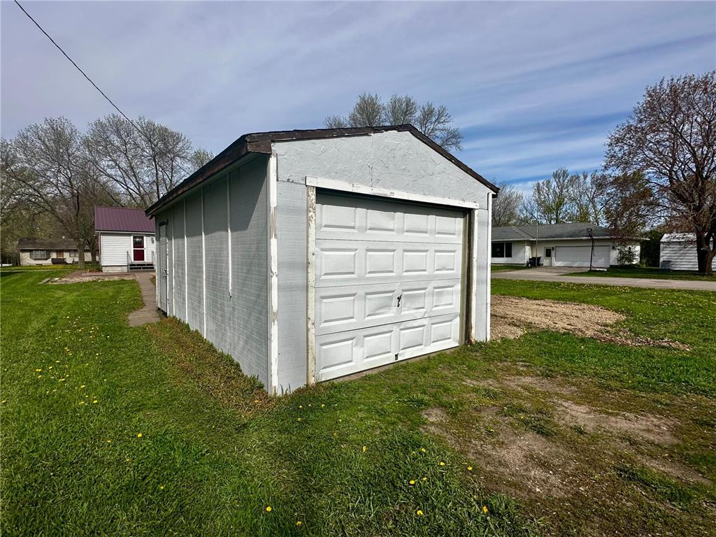 390 N Broadway Street Vesta MN 56292 7067544 image27