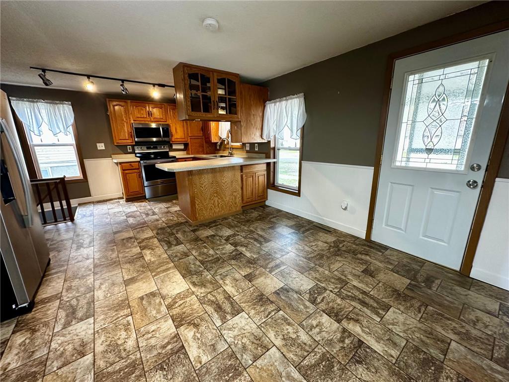 390 N Broadway Street Vesta MN 56292 7067544 image5