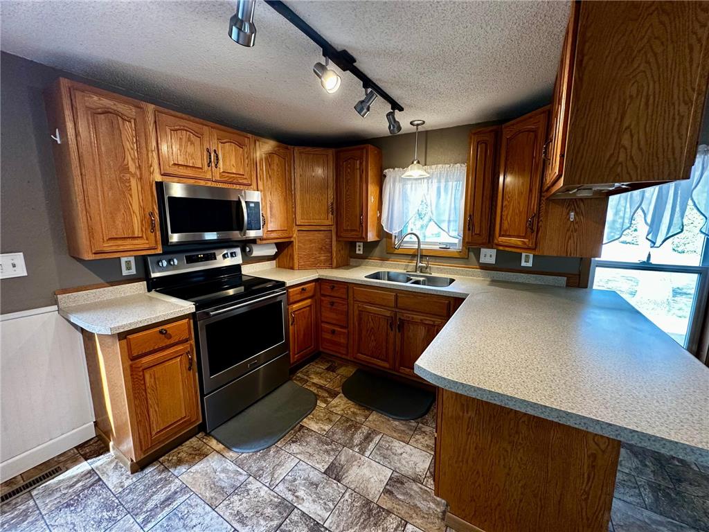 390 N Broadway Street Vesta MN 56292 7067544 image6