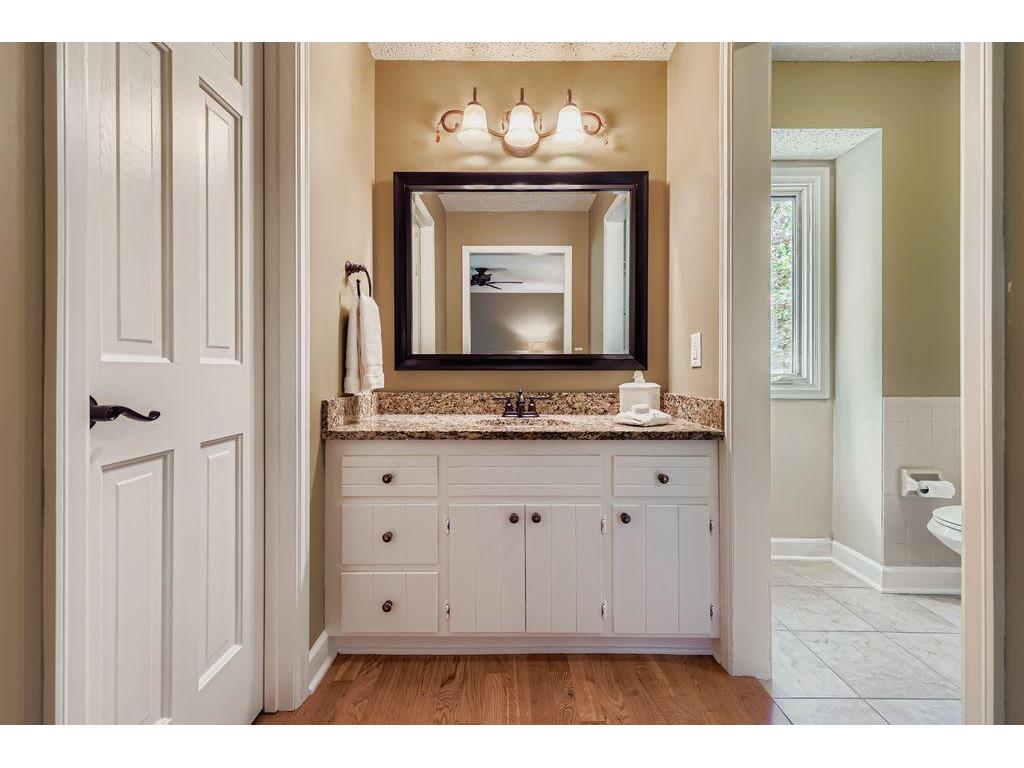 3900 Hillcrest Way Deephaven MN 55391 6755259 image16