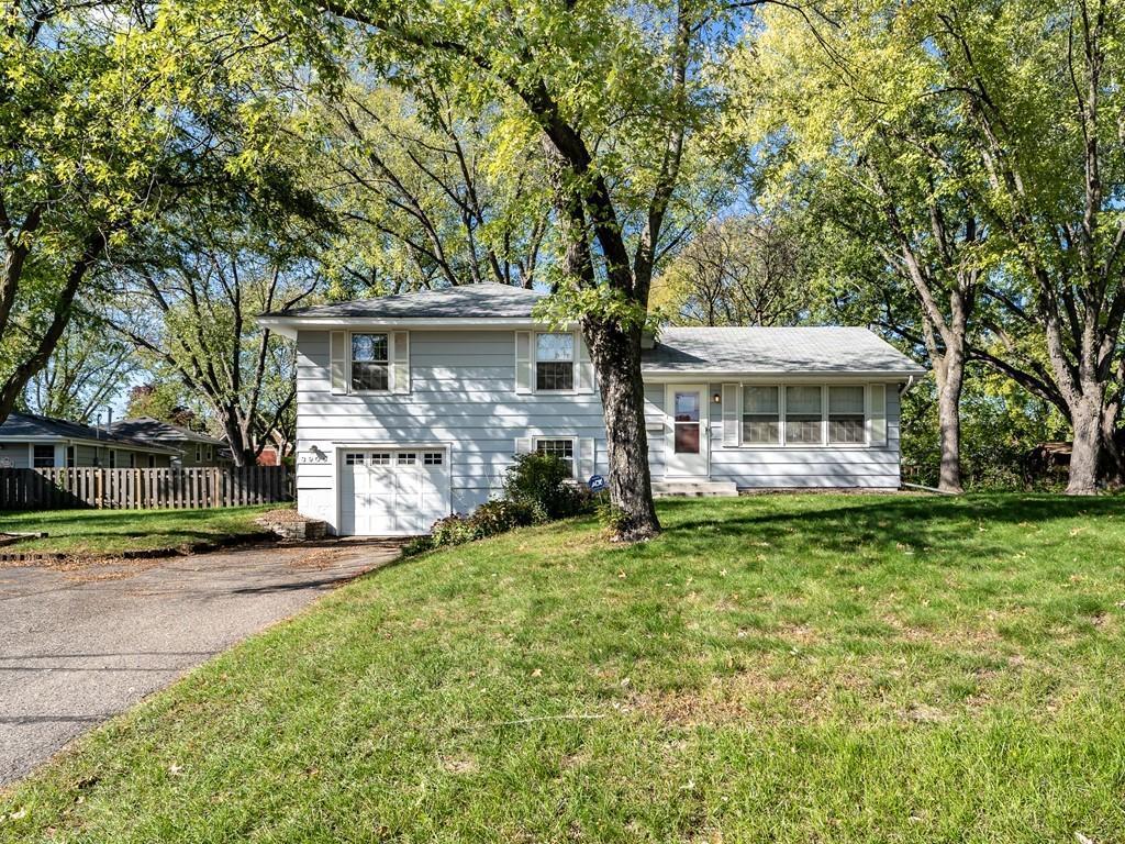 3900 Overlook Drive, Bloomington, MN, 55437 MLS 6447941 Edina Realty