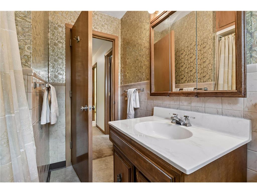 3901 57th Avenue N Brooklyn Center MN 55429 7058871 image19