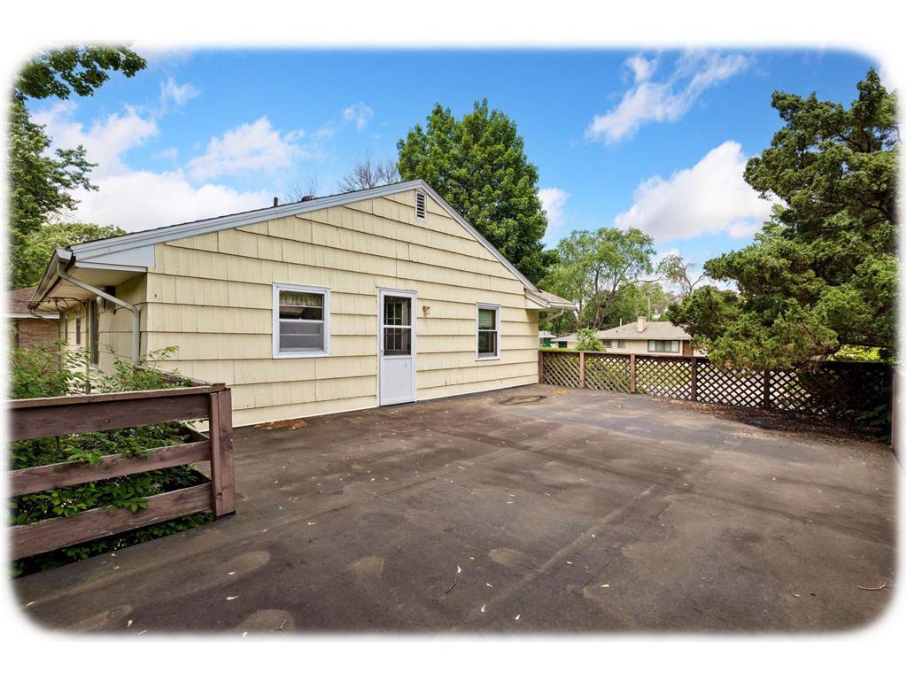 3901 57th Avenue N Brooklyn Center MN 55429 7058871 image35