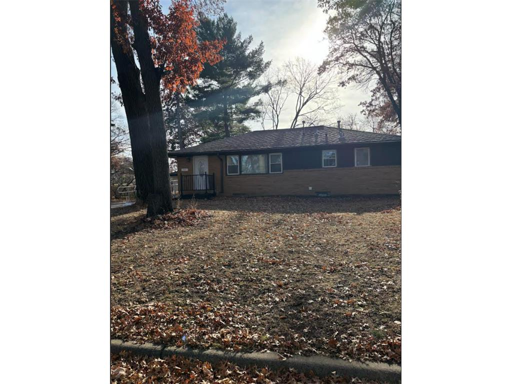 3901 Burquest Lane Brooklyn Center MN 55429 6819627 image1