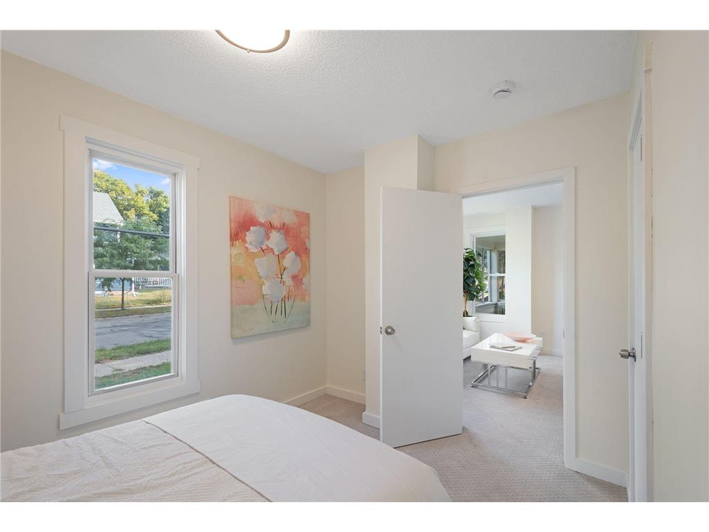 3901 Clinton Avenue Minneapolis MN 55409 7001087 image11