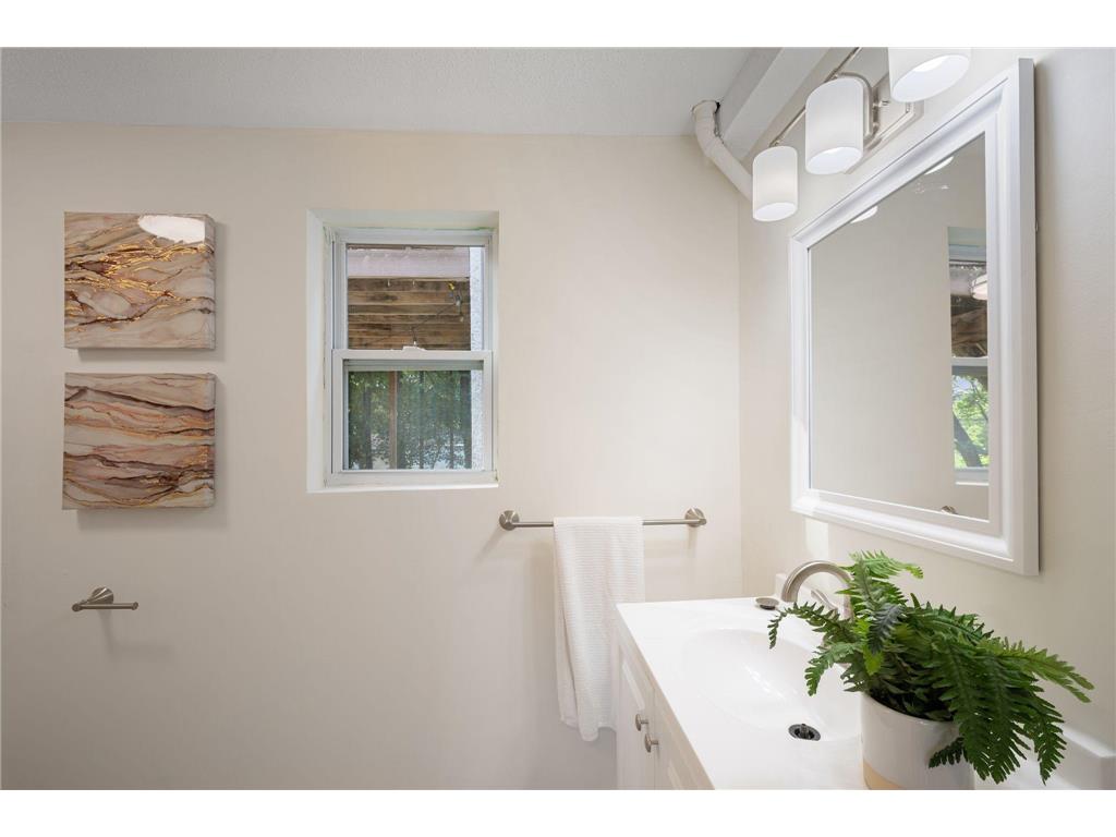 3901 Clinton Avenue Minneapolis MN 55409 7001087 image7