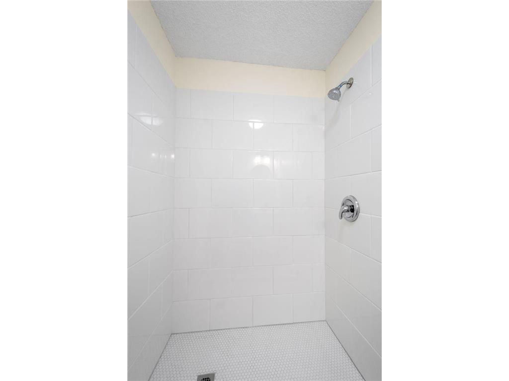 3901 Clinton Avenue Minneapolis MN 55409 7027141 image19