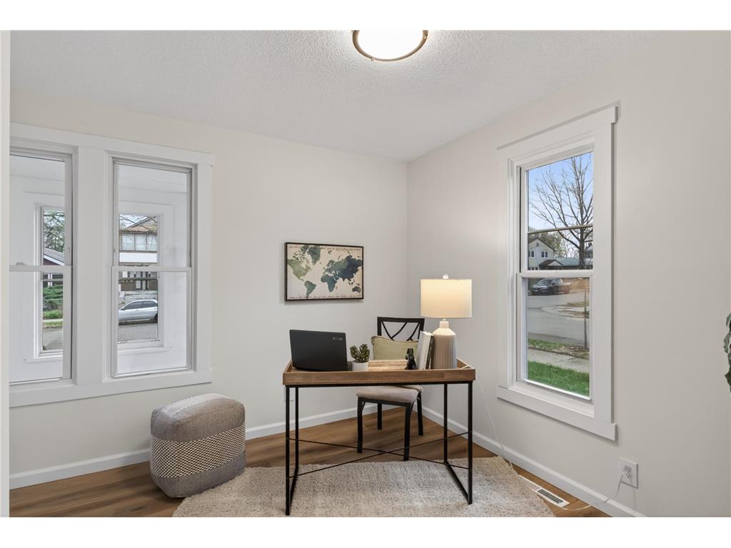 3901 Clinton Avenue Minneapolis MN 55409 7059984 image12