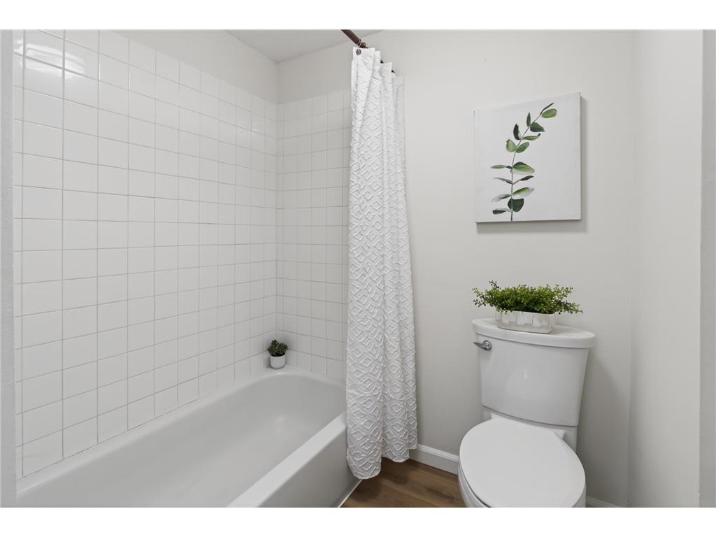 3901 Clinton Avenue Minneapolis MN 55409 7059984 image15