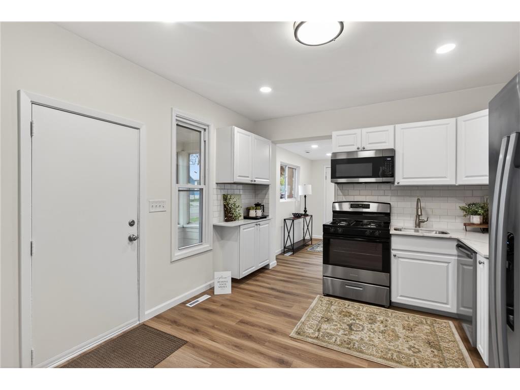 3901 Clinton Avenue Minneapolis MN 55409 7059984 image2