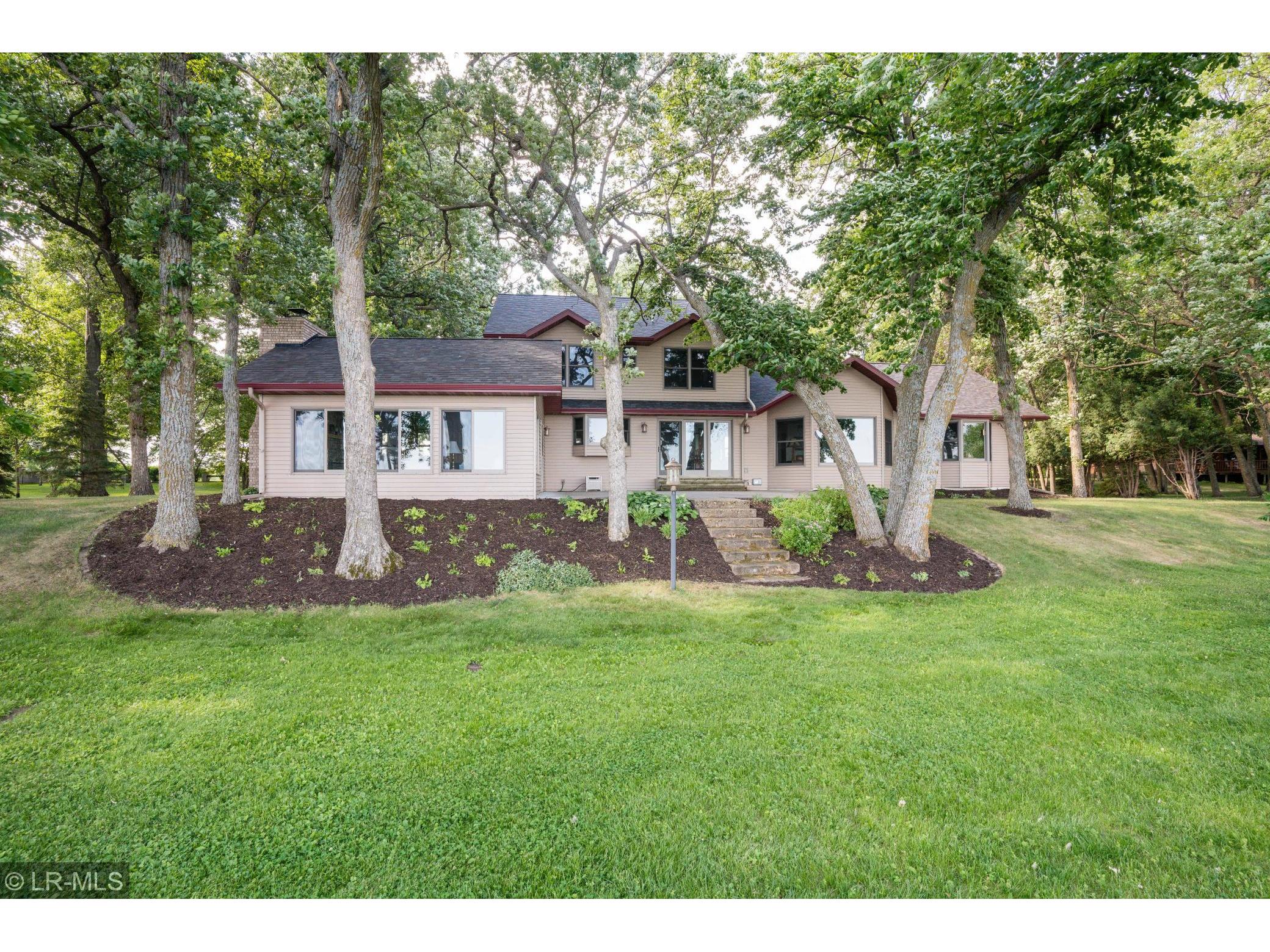 39015 Shoreview Lane, Battle Lake, MN 56515 MLS 6076214 Edina Realty