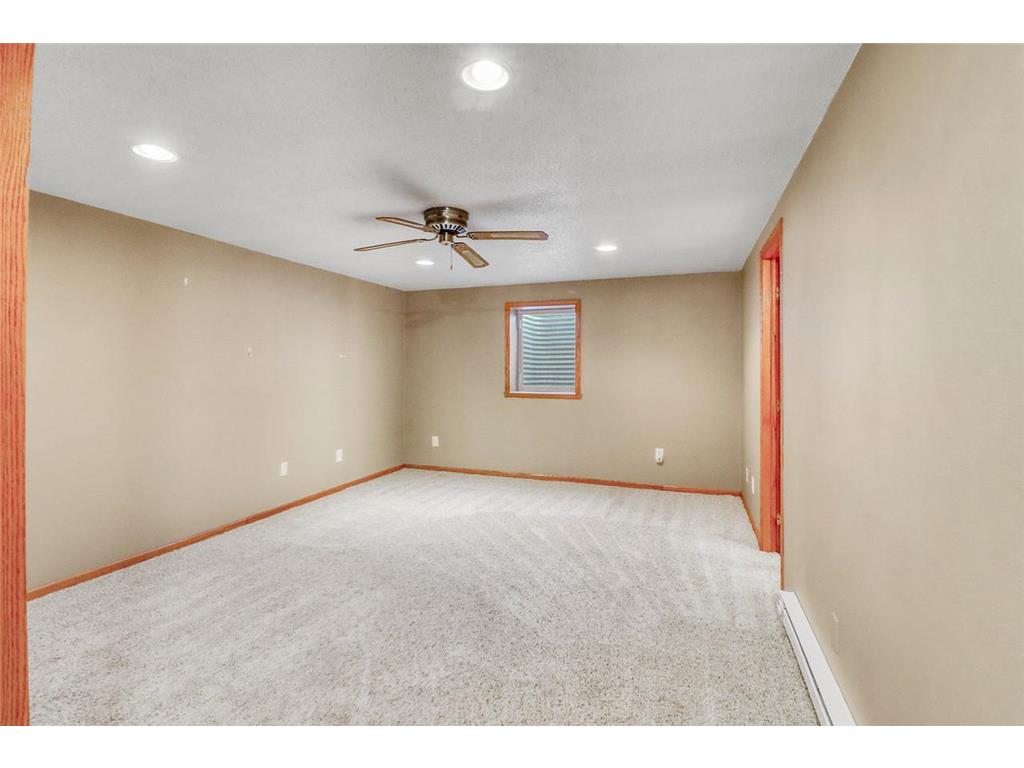 3902 6th Street S Moorhead MN 56560 7113405 image37
