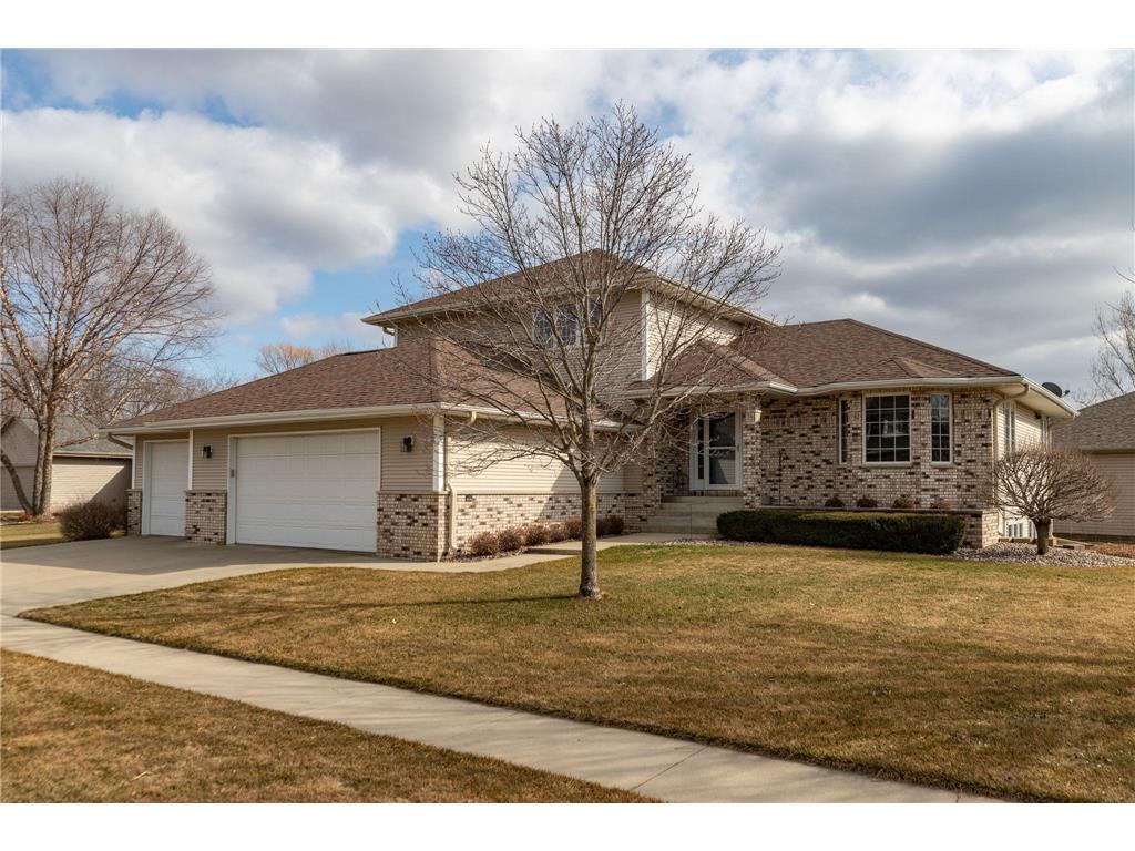 3902 Chip Shot Lane SE Rochester MN 55904 6489583 image1