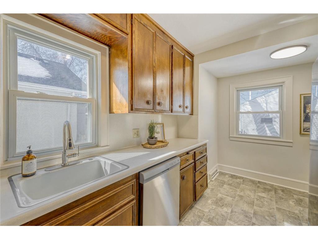 3904 43rd Avenue S Minneapolis MN 55406 7037001 image7