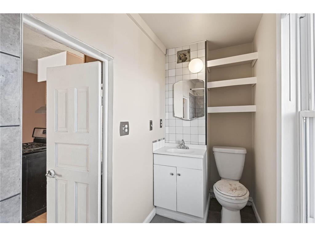 3905 6th Street N Minneapolis MN 55412 7010752 image15
