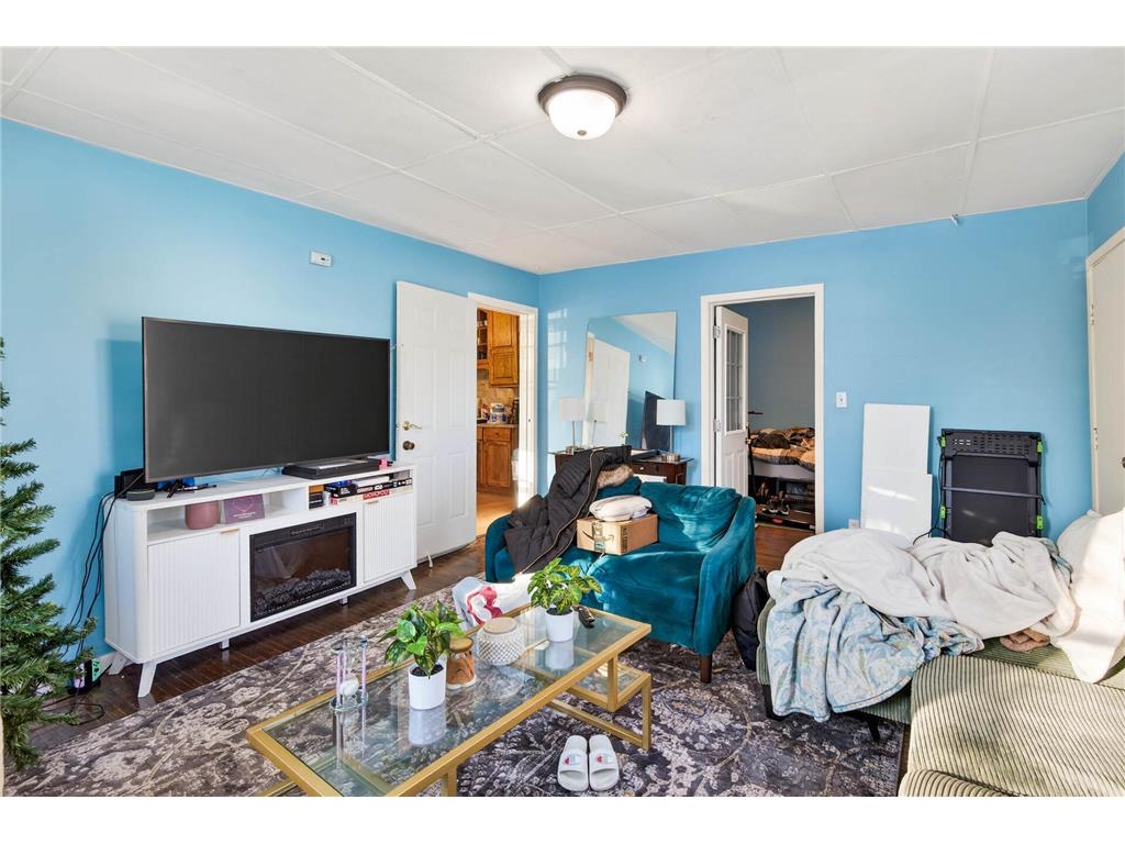 3905 6th Street N Minneapolis MN 55412 7010752 image18