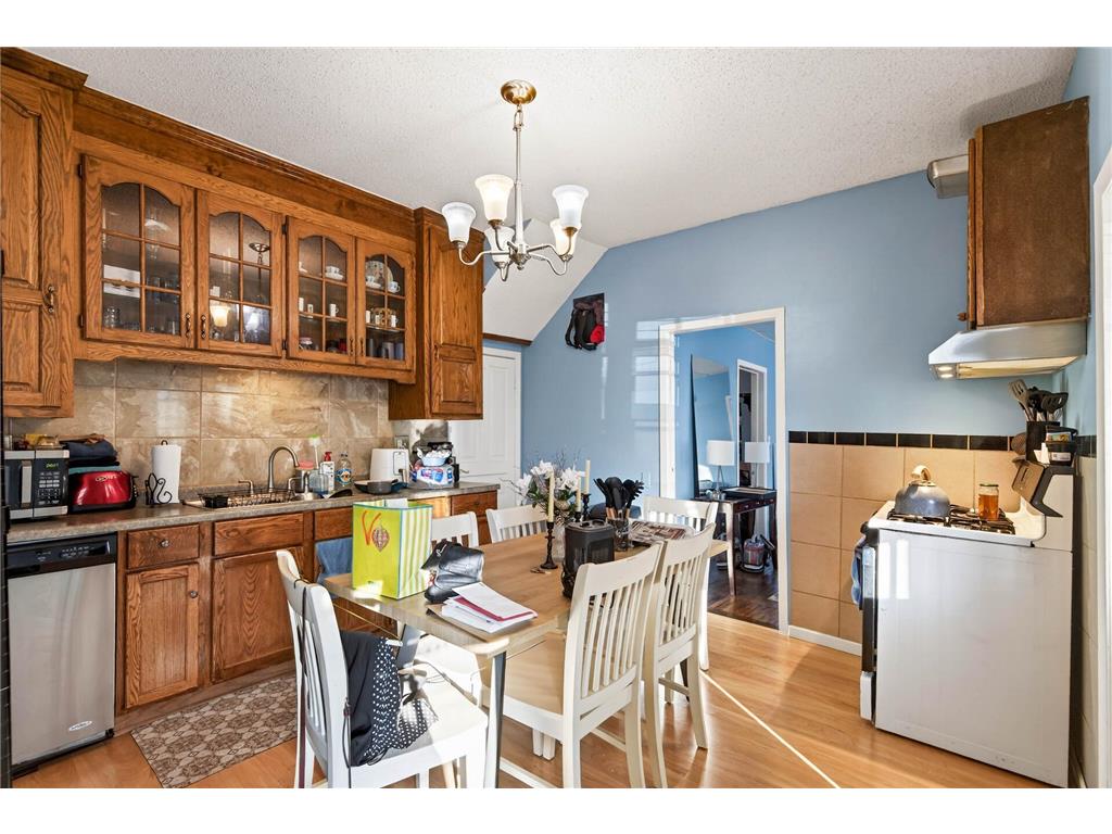3905 6th Street N Minneapolis MN 55412 7010752 image20