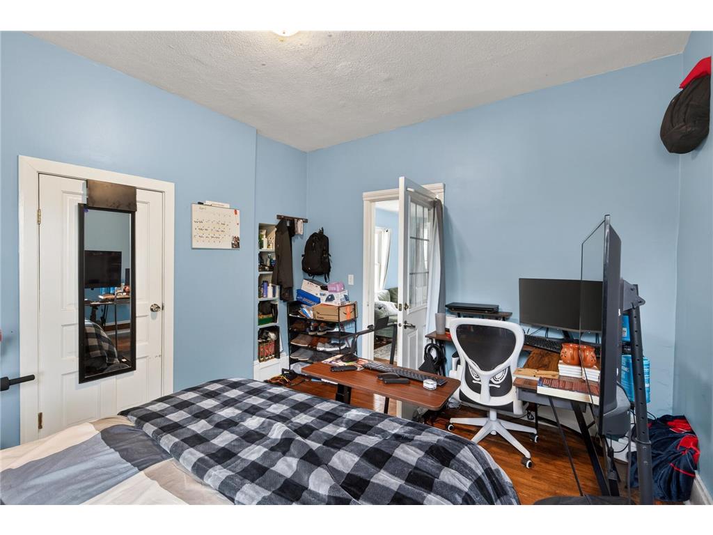 3905 6th Street N Minneapolis MN 55412 7010752 image32