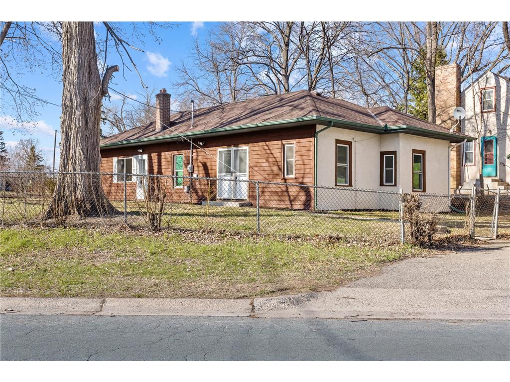 3905 Reservoir Boulevard Columbia Heights MN 55421 7052441 image1