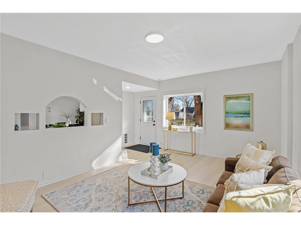 3905 Reservoir Boulevard Columbia Heights MN 55421 7052441 image2