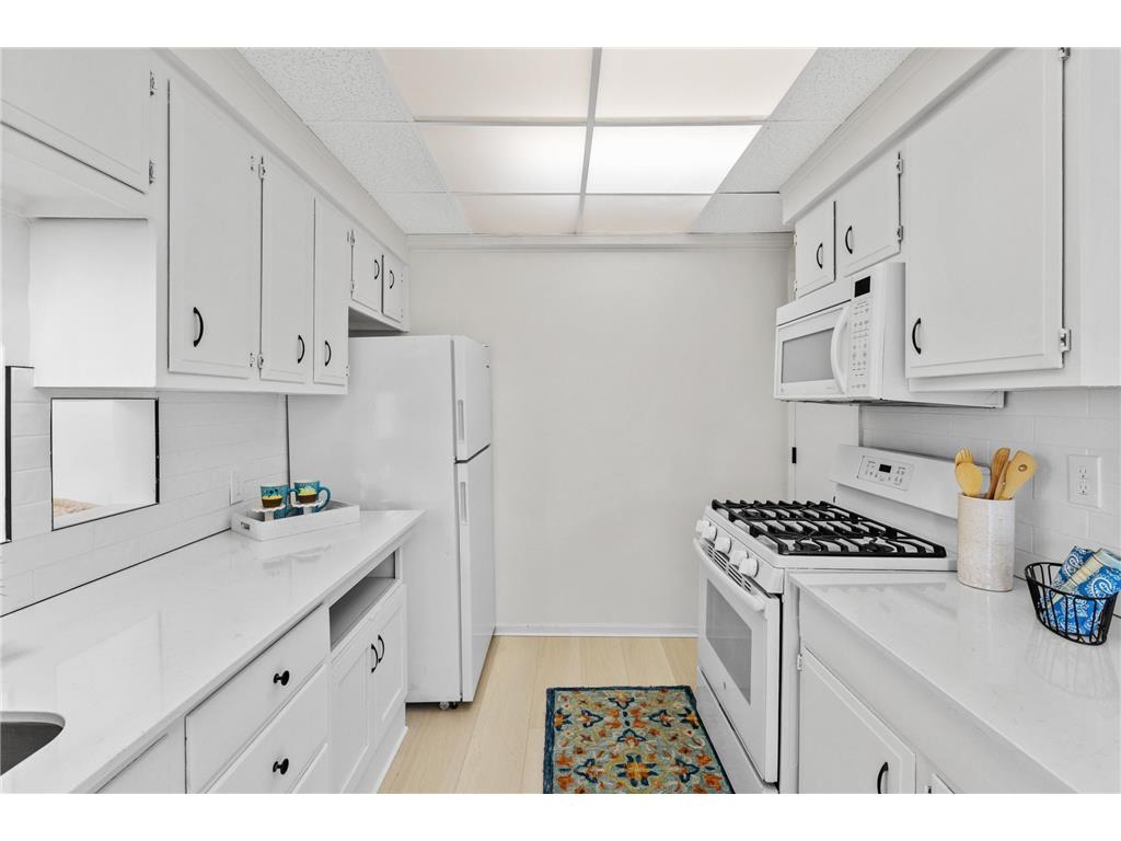 3905 Reservoir Boulevard Columbia Heights MN 55421 7052441 image3