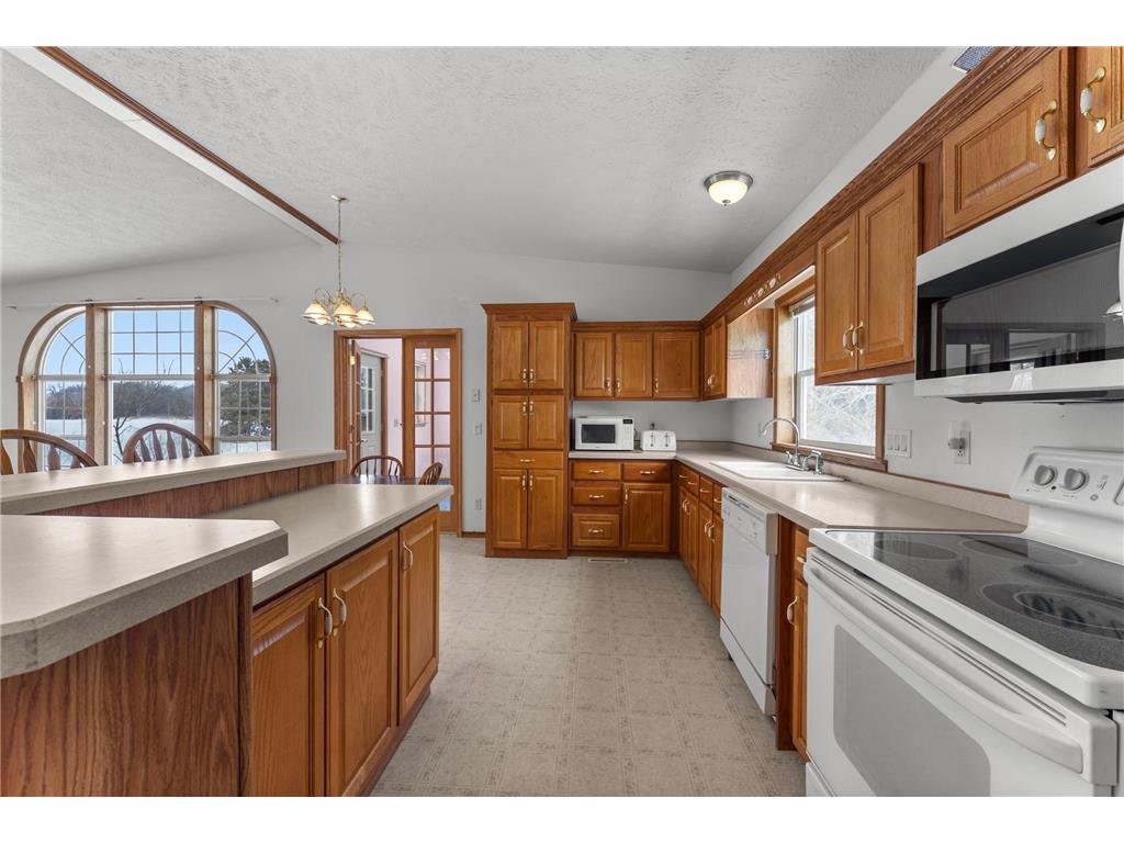 39052 Mica Avenue North Branch MN 55056 7018665 image13