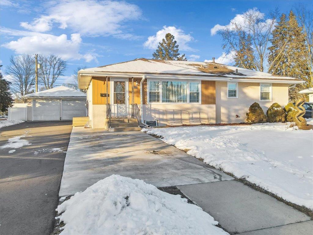 3906 62nd Avenue N Brooklyn Center MN 55429 6490179 image1