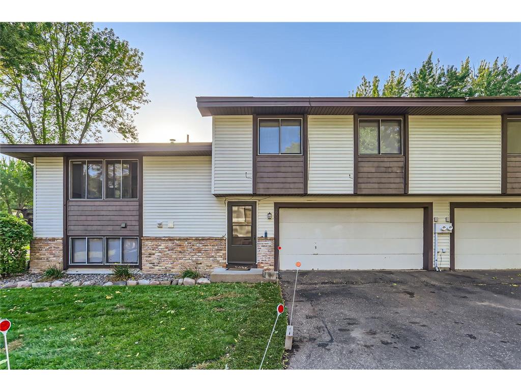 3906 Brookdale Circle N Brooklyn Park MN 55443 6555619 image1