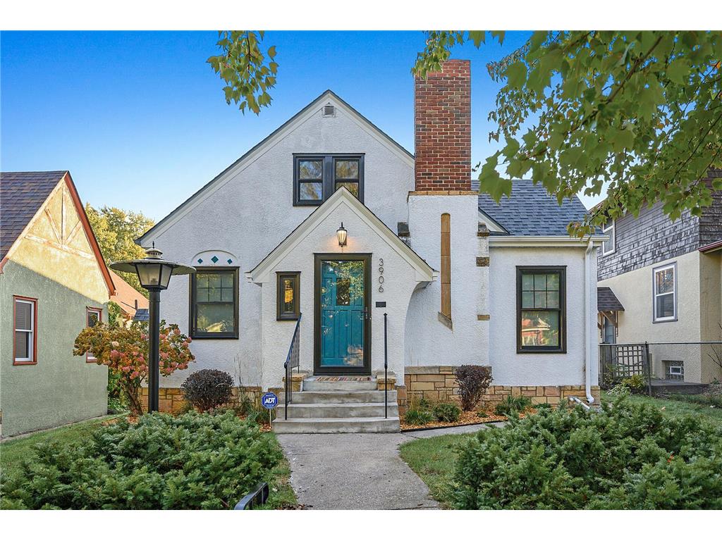3906 Queen Avenue N Minneapolis MN 55412 6451127 image1