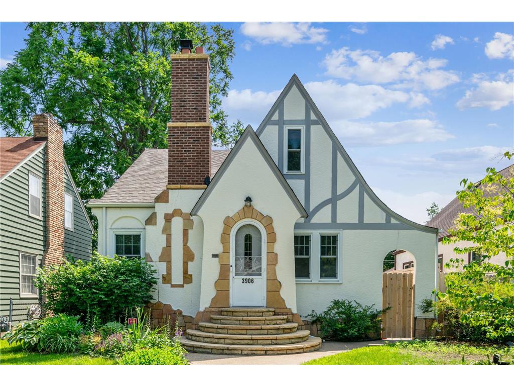 3906 Upton Avenue N Minneapolis MN 55412 6559550 image1