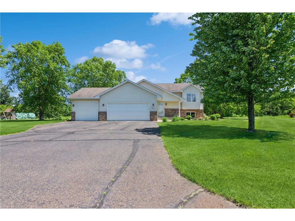39077 Edgewater Court North Branch MN 55056 6548569 image1