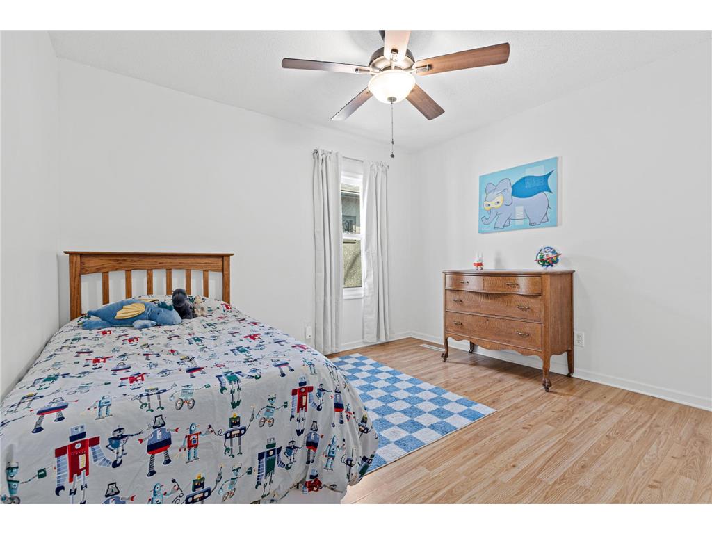 3908 44th Avenue S Minneapolis MN 55406 7064390 image18