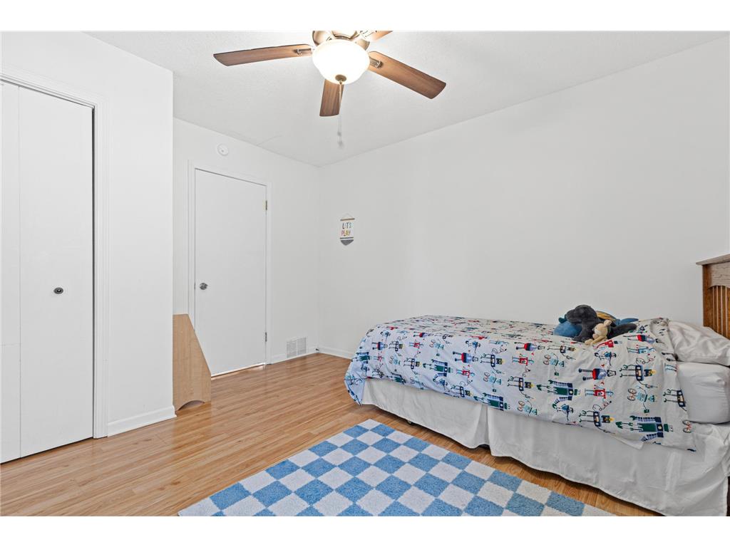 3908 44th Avenue S Minneapolis MN 55406 7064390 image19