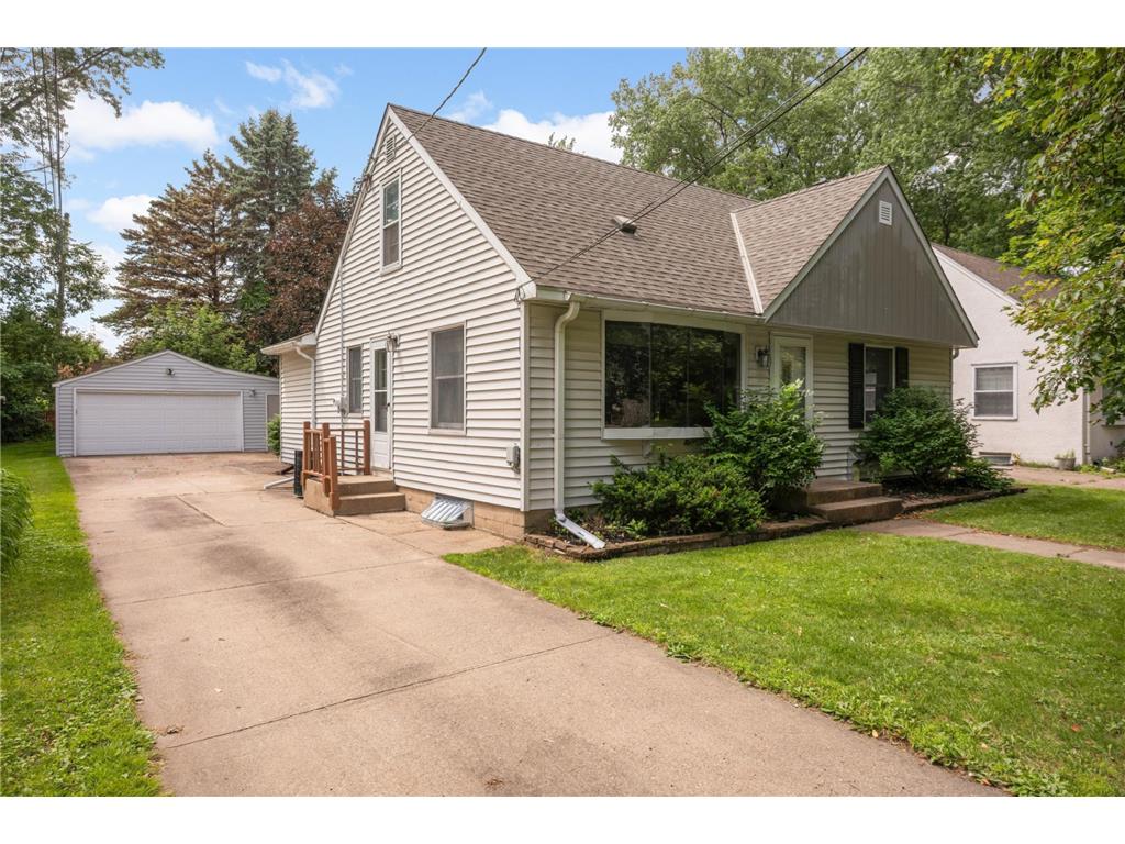 3908 Hayes Street NE Columbia Heights MN 55421 7096939 image1