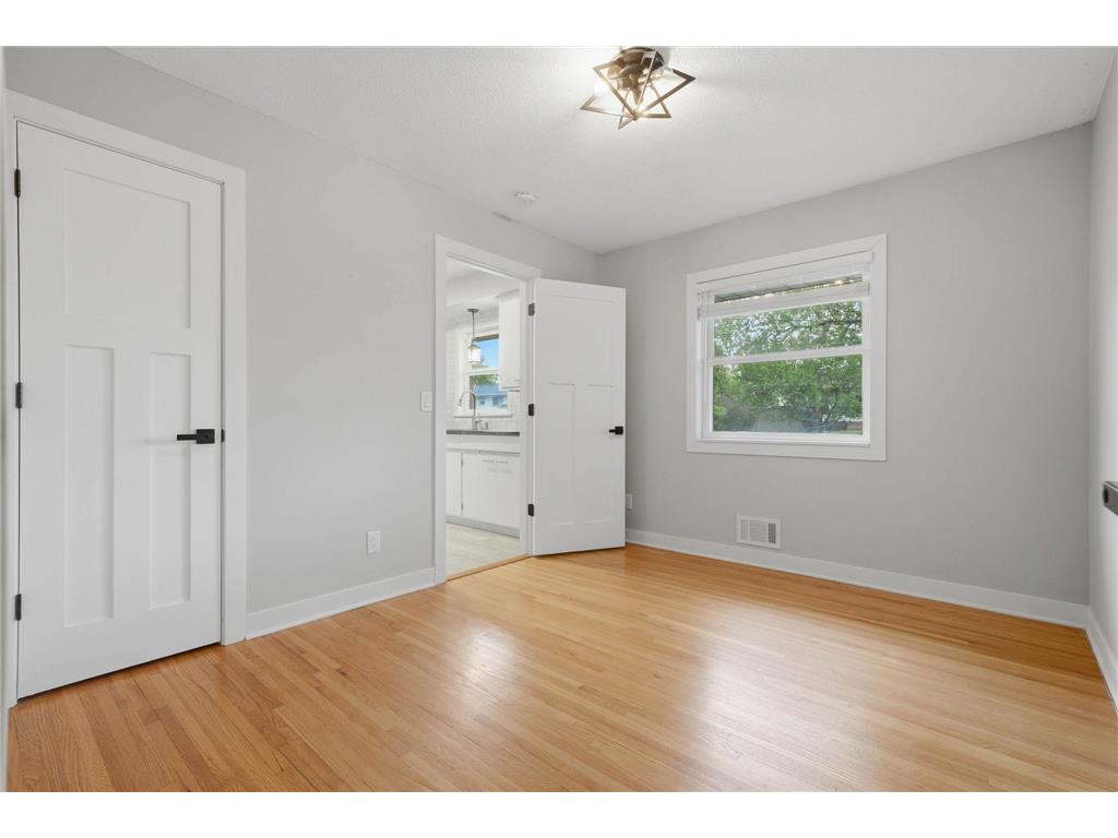 3908 Utah Avenue N New Hope MN 55427 7078532 image17