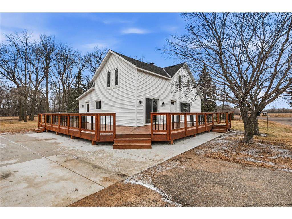 3909 32nd Street SE Haven Twp MN 56304 7035102 image1