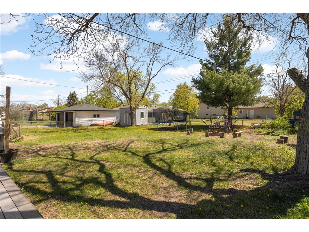 3909 81st Avenue N Brooklyn Park MN 55443 7037968 image22