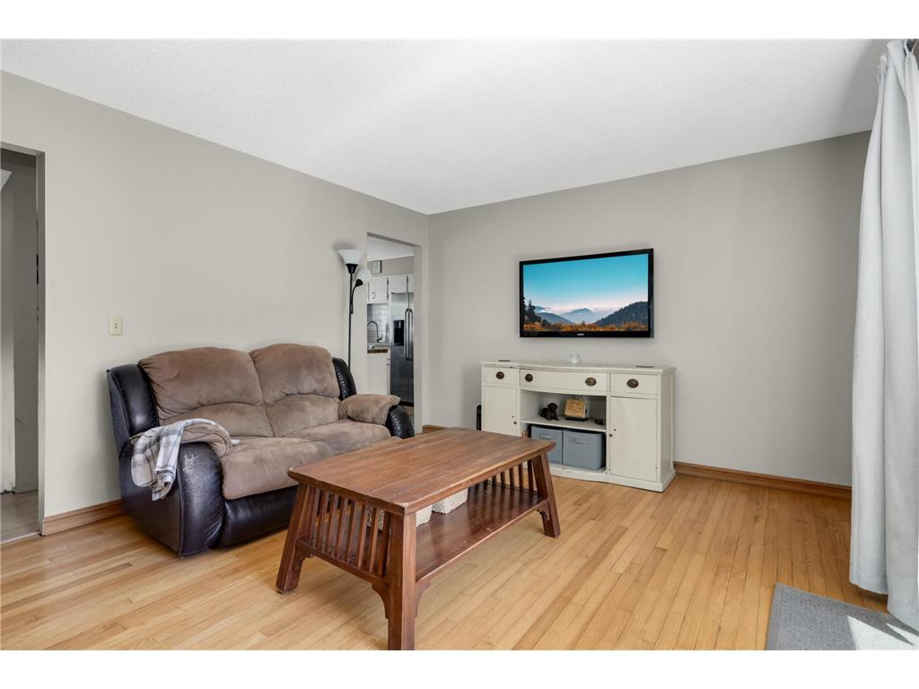 3909 81st Avenue N Brooklyn Park MN 55443 7037968 image3