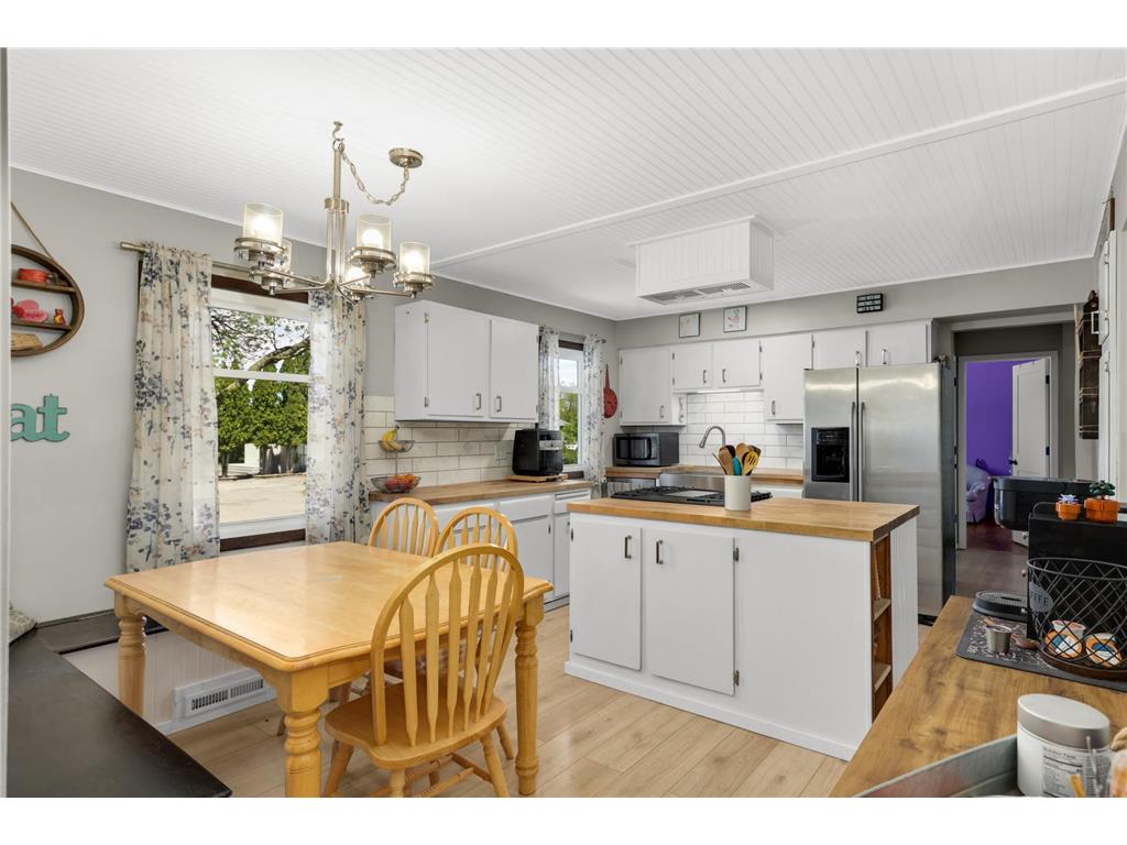 3909 81st Avenue N Brooklyn Park MN 55443 7037968 image6