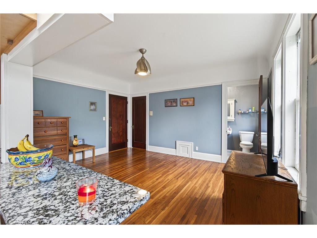 3909 Aldrich Avenue S #3 Minneapolis MN 55409 6820924 image20