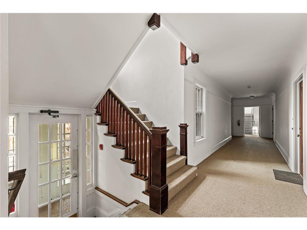 3909 Aldrich Avenue S #3 Minneapolis MN 55409 6820924 image28