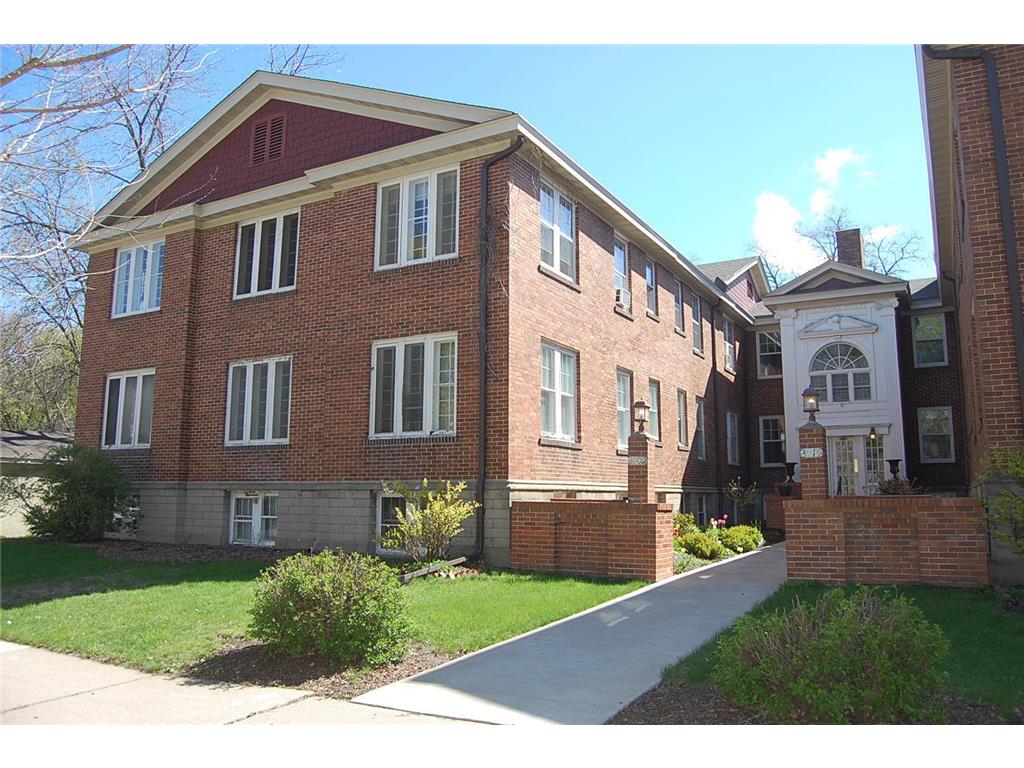3909 Aldrich Avenue S #6 Minneapolis MN 55409 7032574 image3