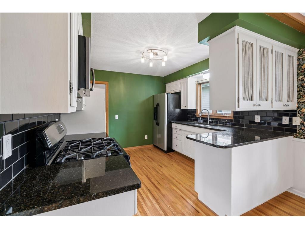 3909 Xylon Avenue N New Hope MN 55427 7104655 image10
