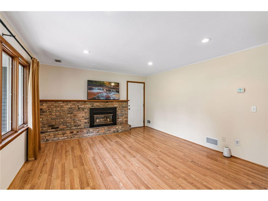 3909 Xylon Avenue N New Hope MN 55427 7104655 image16