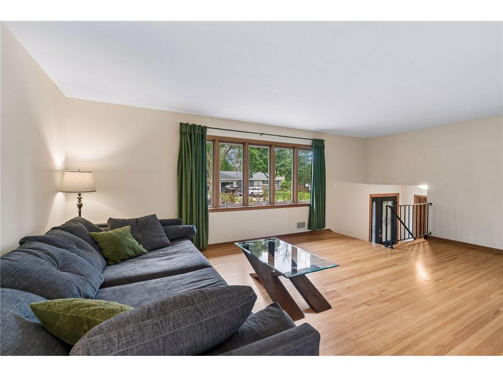 3909 Xylon Avenue N New Hope MN 55427 7104655 image5