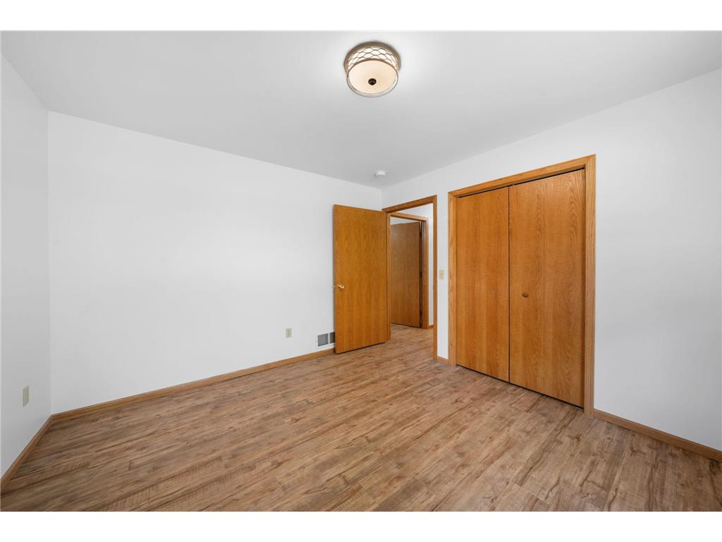 39094 Riverside Court North Branch MN 55056 7016842 image17